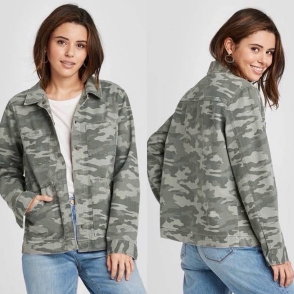Universal Thread Camo Jacket - image 1